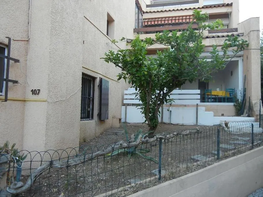 Διαμέρισμα Pt Prixappart Au Calme Vue Mer Bandol Γαλλία